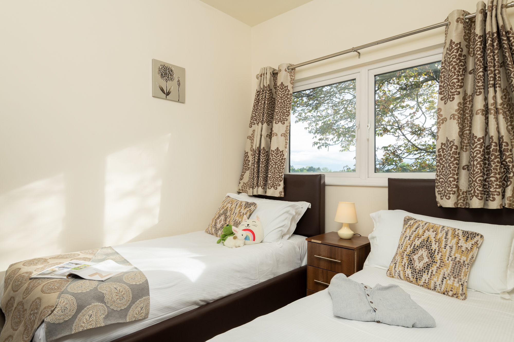 Cottage Holidays at Stratford Parks