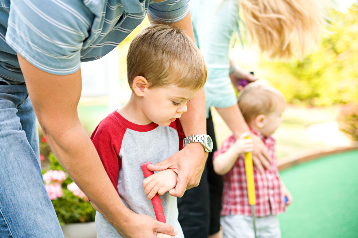 Children-Crazy-Golf