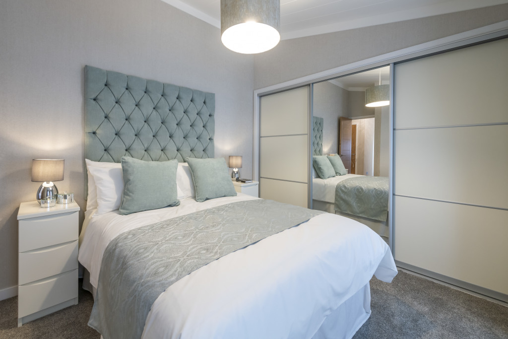 Omar Ikon Mater Bedroom 2