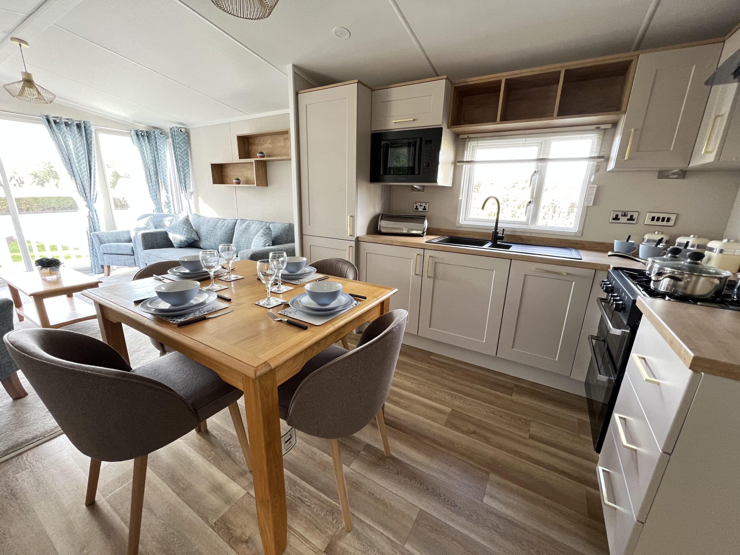 Sunseeker Spirit Dining Area