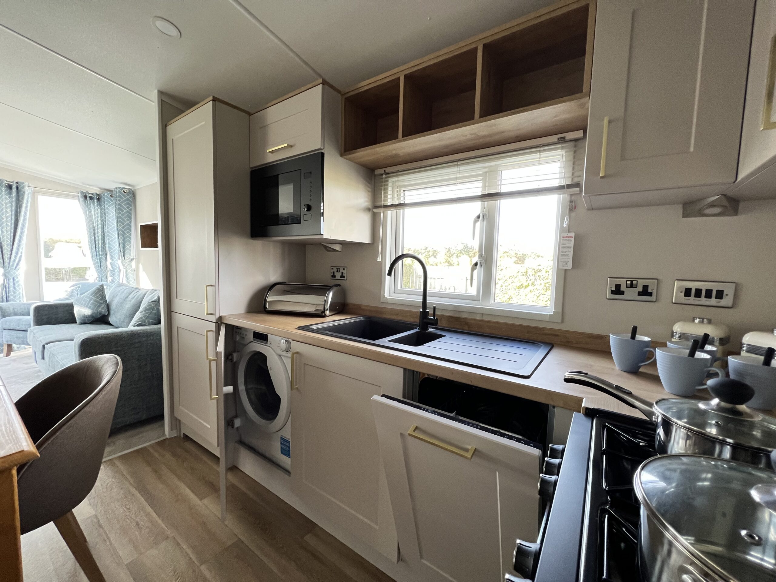 Sunseeker Spirit Coastal Kitchen