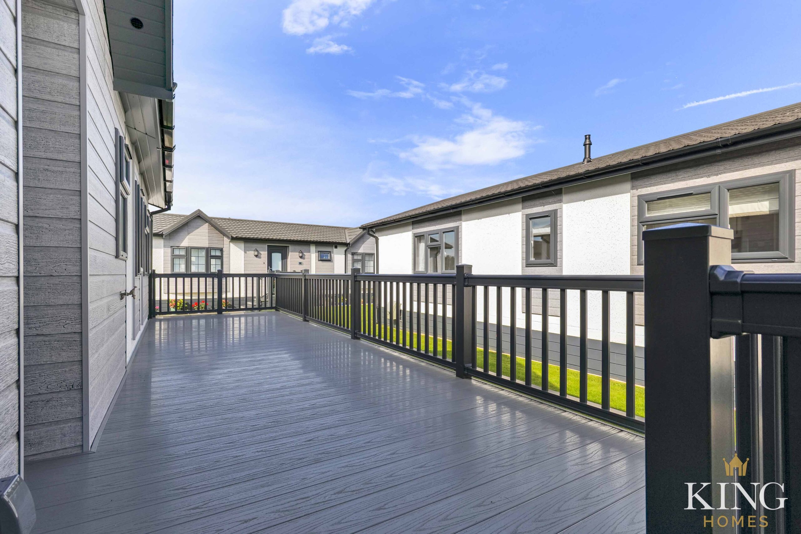 Omar Regency Decking