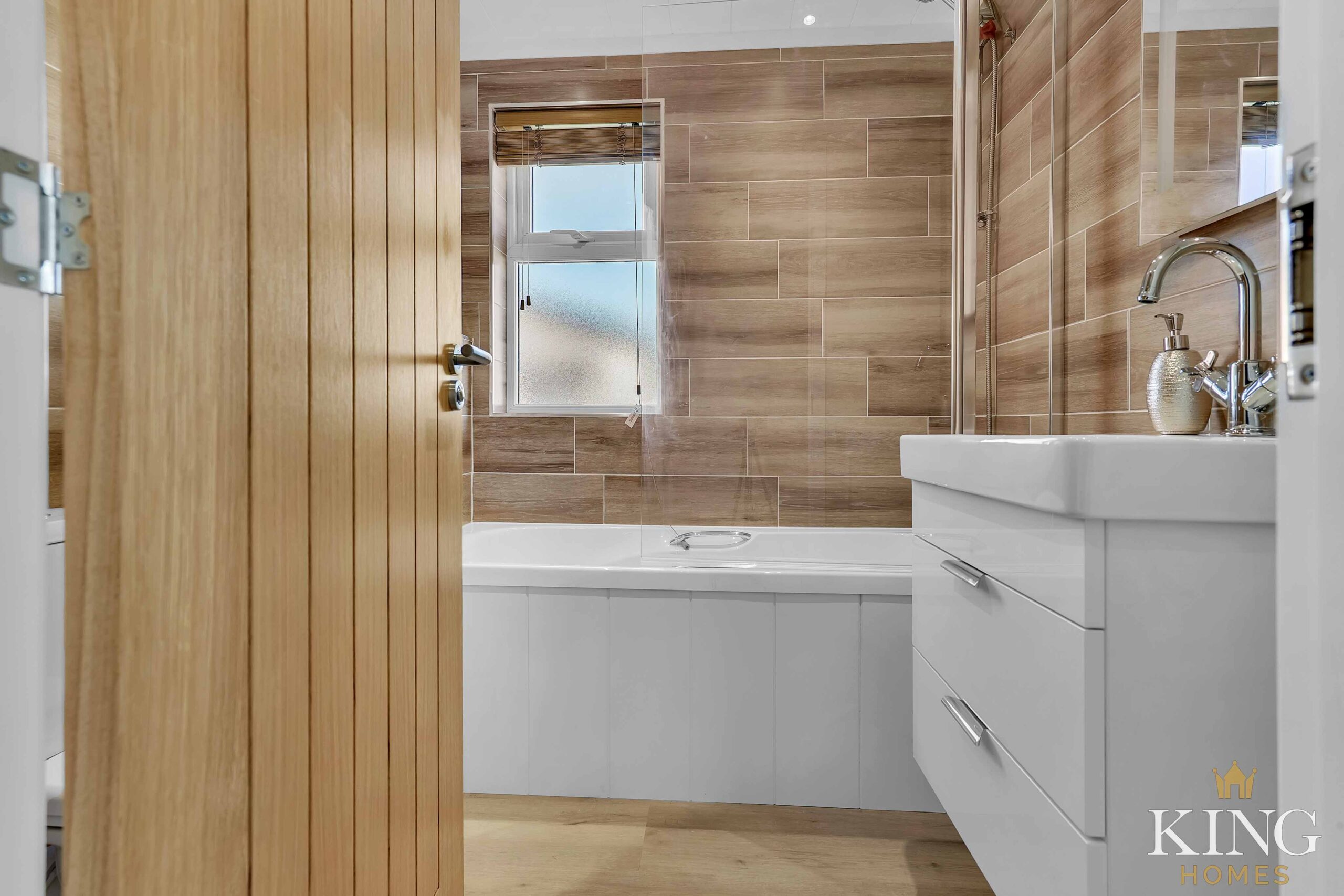 Wessex Classic Bathroom